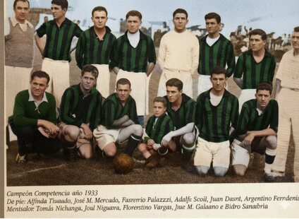 Plantel campeón de Nueva Chicago del año 1933