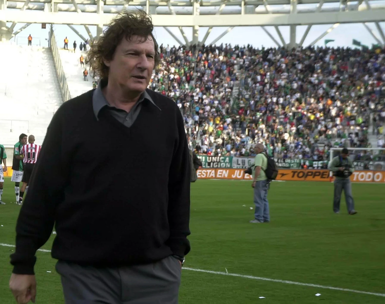 Rodolfo Motta en la cancha de Nueva Chicago